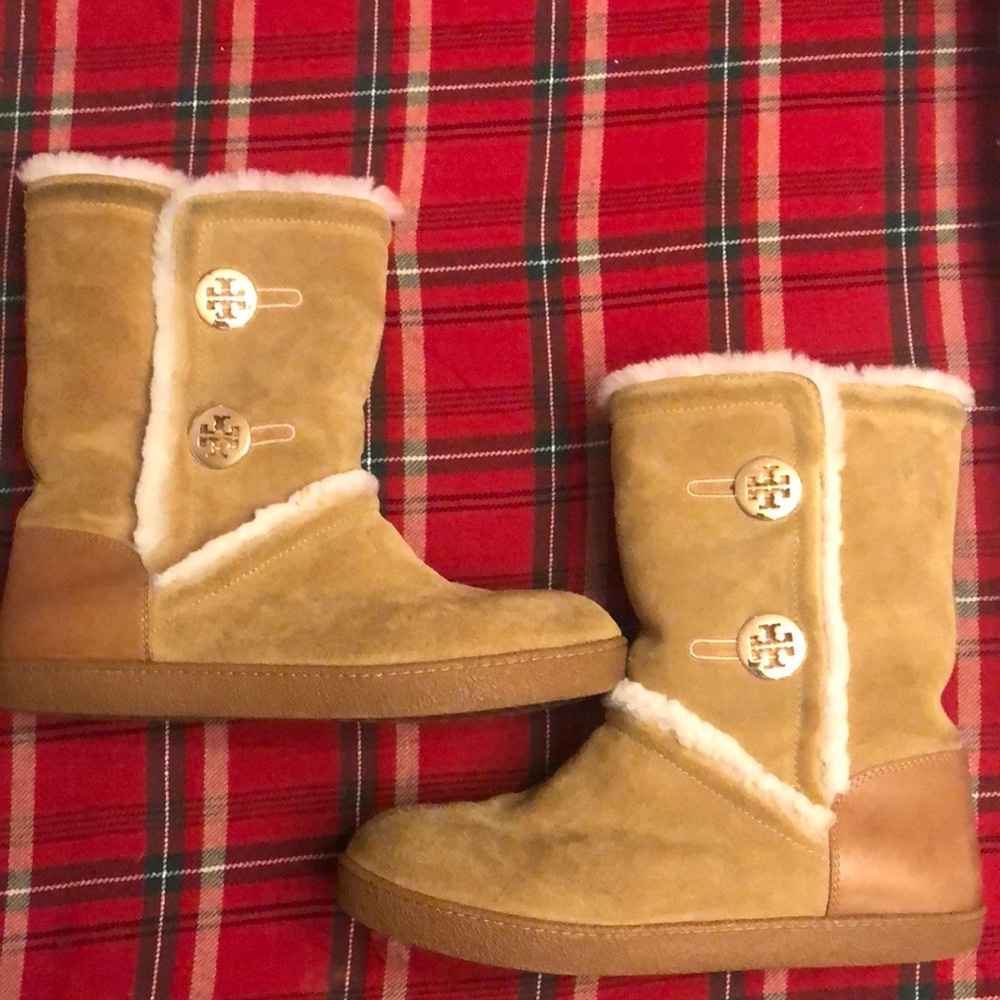 Tory Butch UGG Boots in camel suede and shearing fur inside w/Gold logo buttons